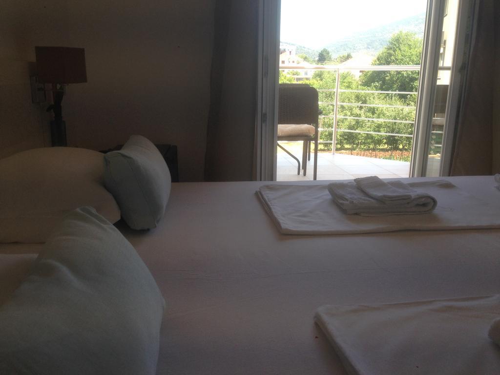 Apartment เทรบินเย ภายนอก รูปภาพ